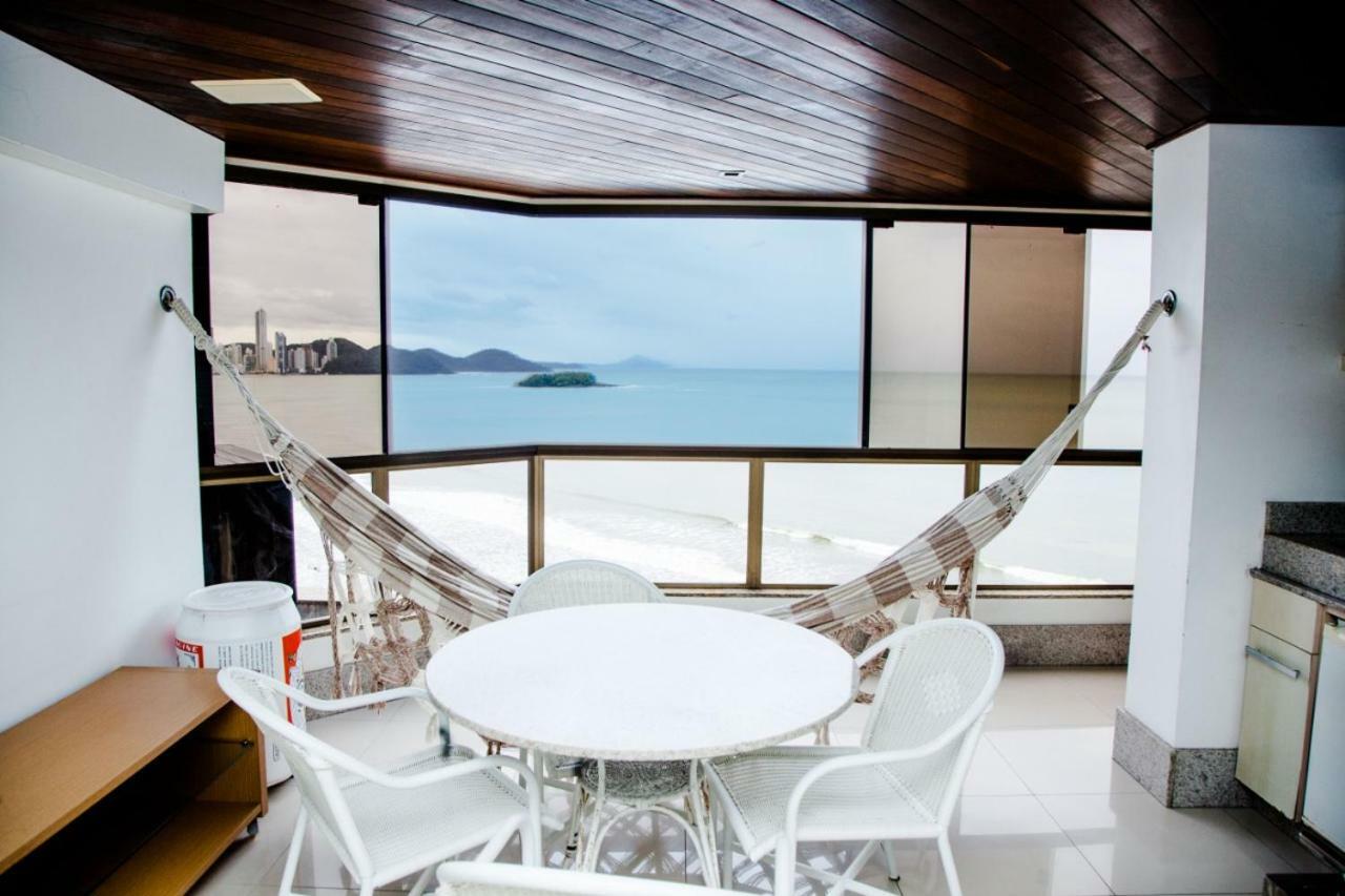 Apto Frente Mar Bal Camboriu Pe Na Areia Fantastica E Encantadora Vista Mar Balneário Camboriú 外观 照片