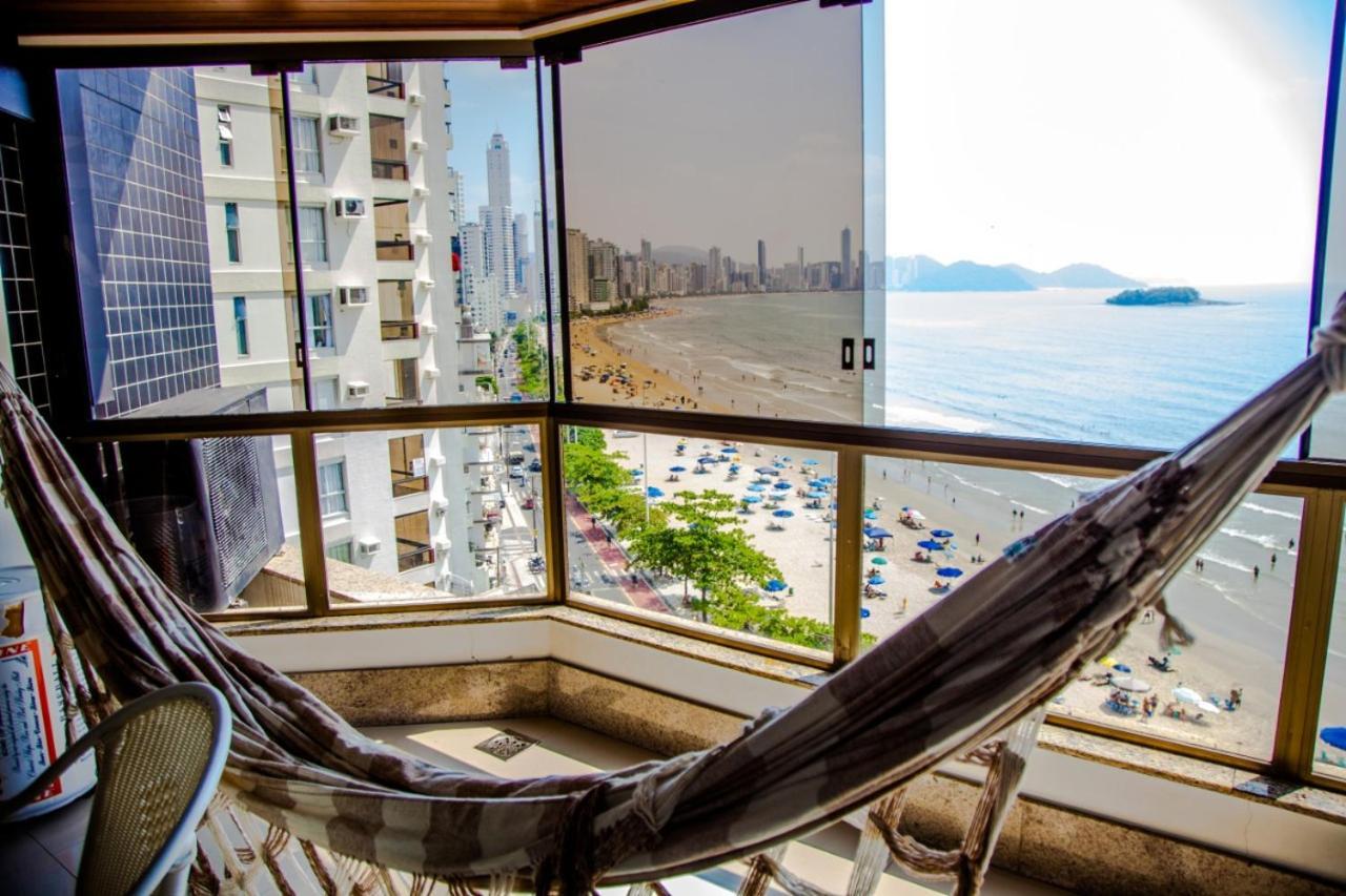 Apto Frente Mar Bal Camboriu Pe Na Areia Fantastica E Encantadora Vista Mar Balneário Camboriú 外观 照片